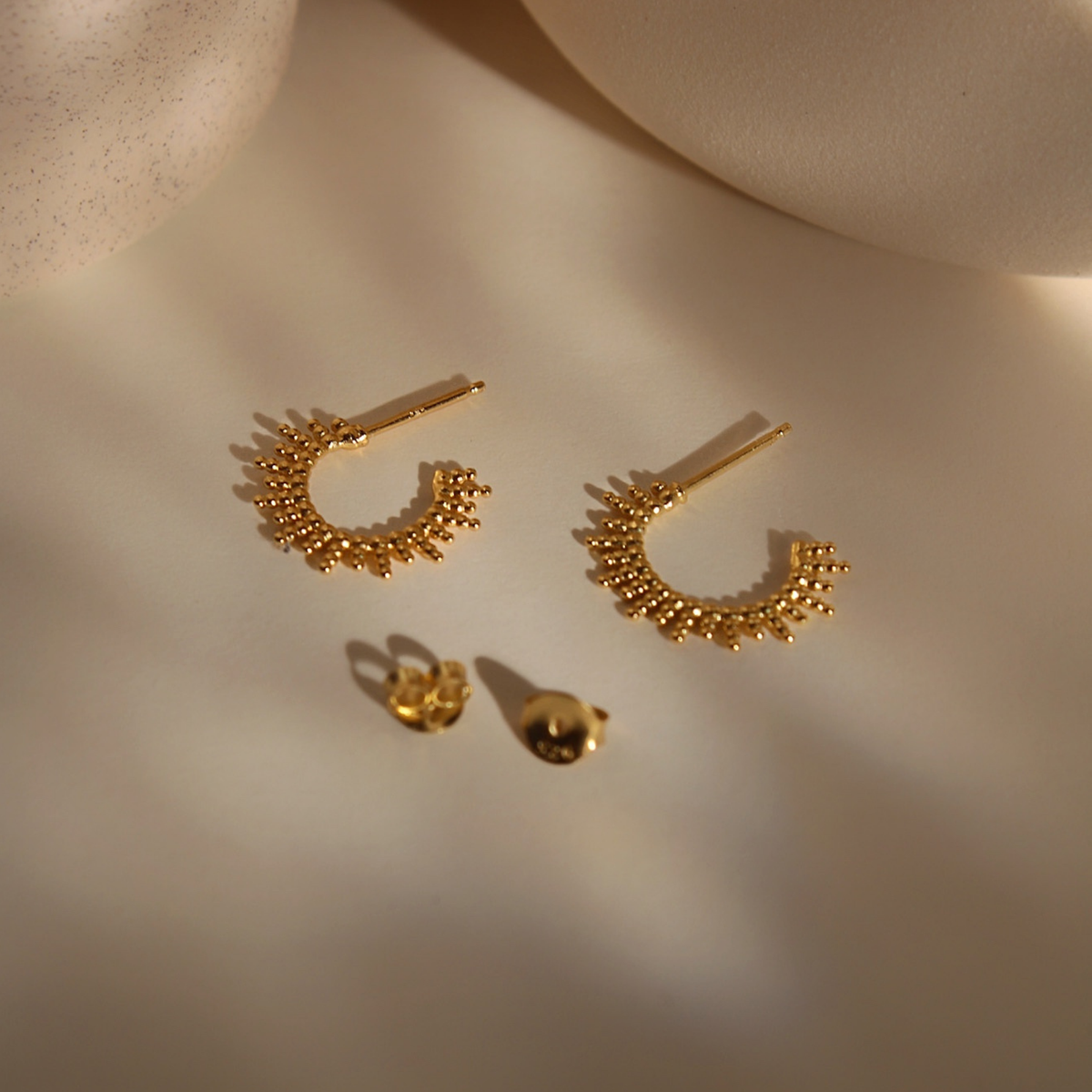 Sunlace – Creolen & Ohrstecker im Set