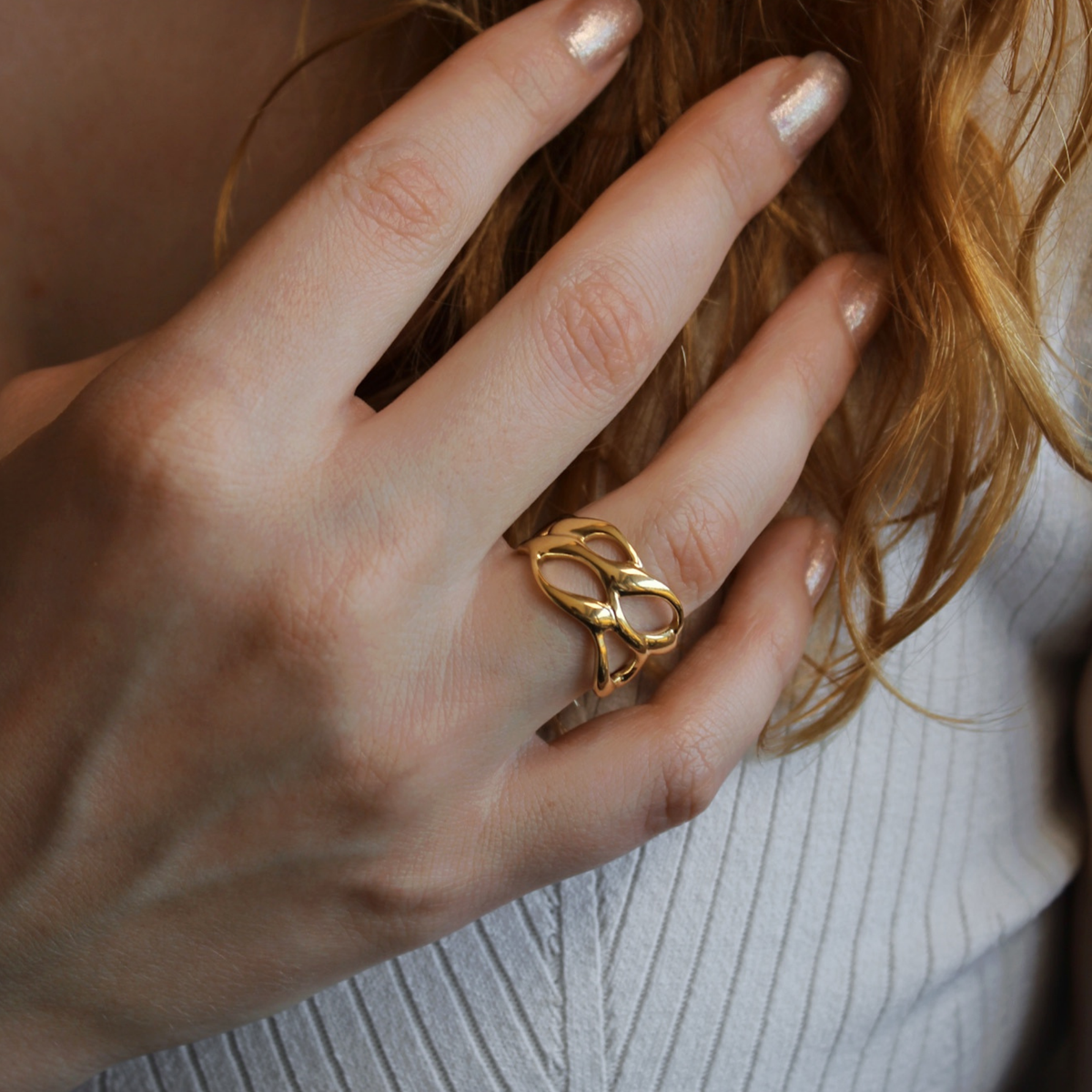 Sway – Verstellbarer Ring aus vergoldetem Edelstahl