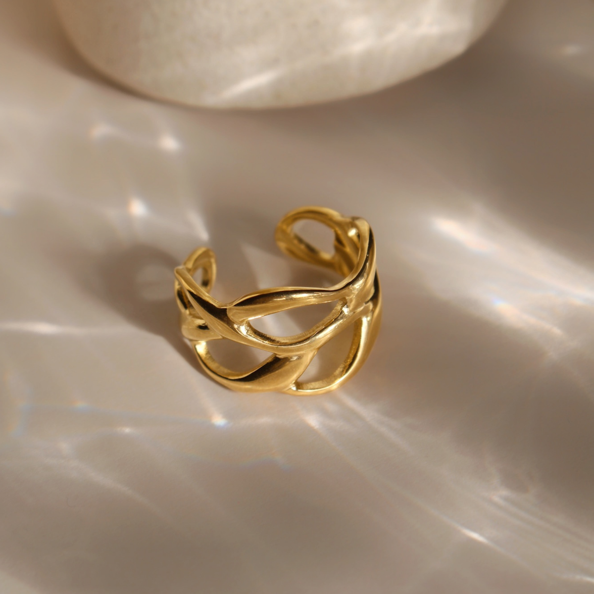 Sway – Verstellbarer Ring aus vergoldetem Edelstahl