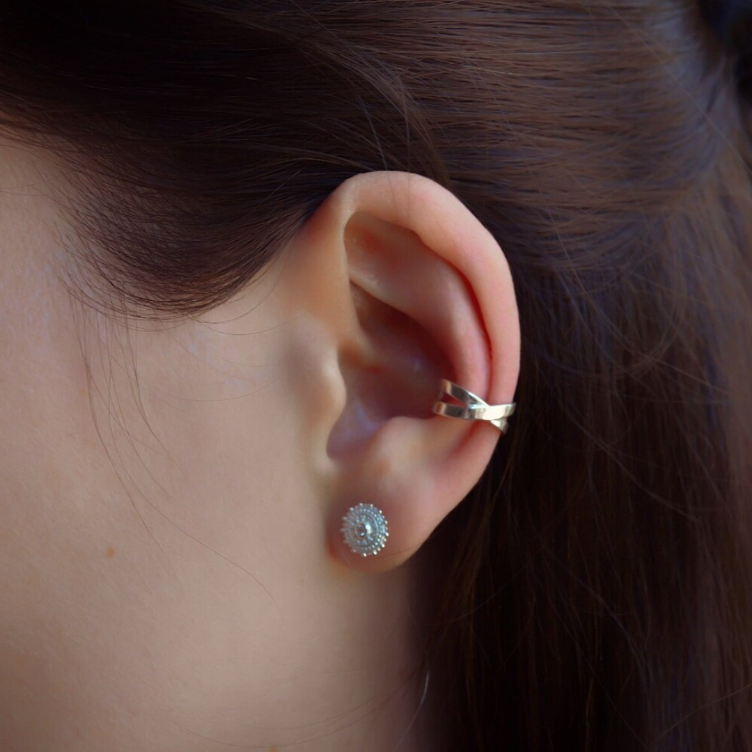 "X" hochwertiger, gekreuzter Earcuff aus Sterlingsilber