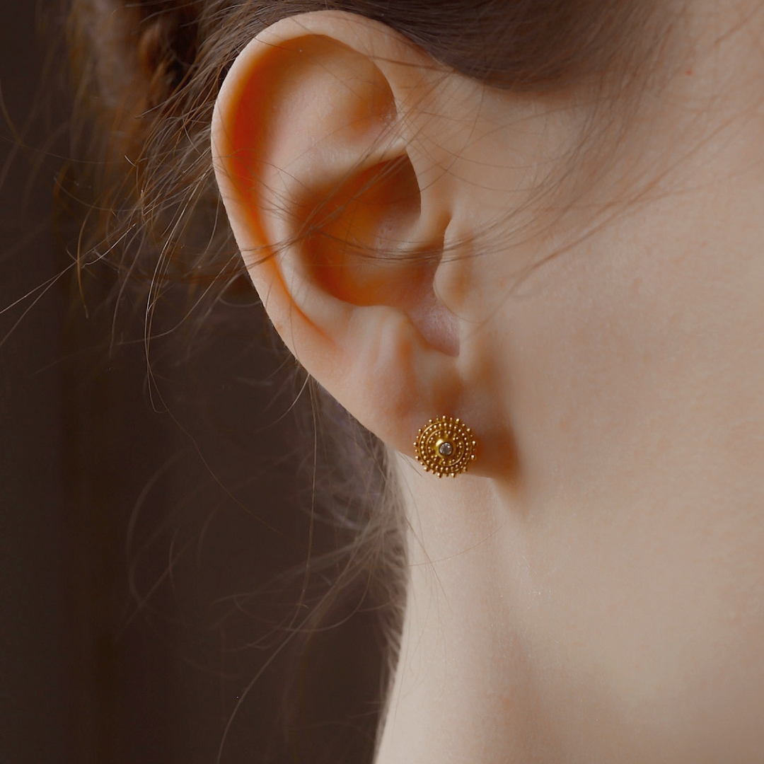 "Golden Sun" elegante Zirkonia Sonnen Ohrstecker