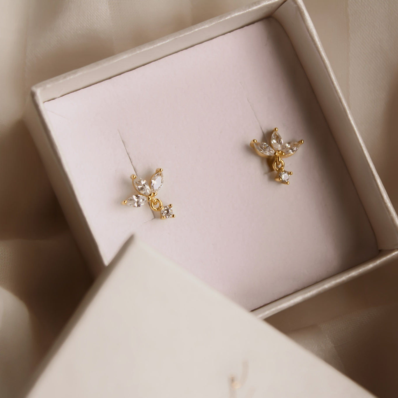 "Felicity" Zirkonia Blüten Ohrstecker