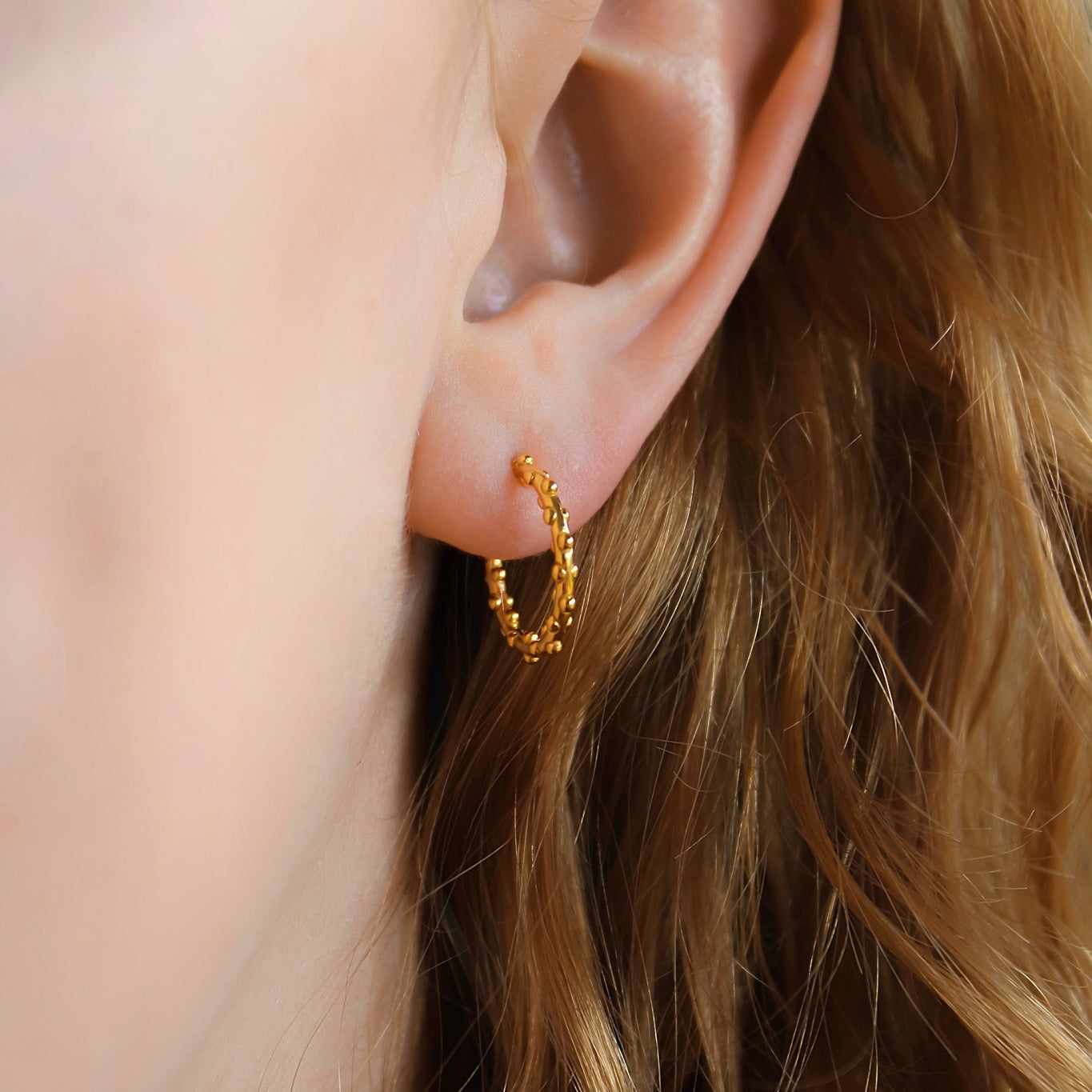 „Obelia" Kügelchen Creolen