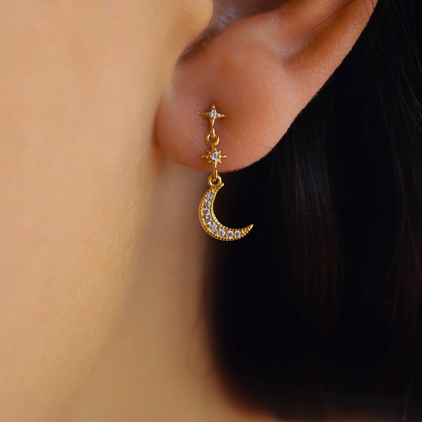 „Yozora" schimmerndes Mond und Sterne Ohrring Set