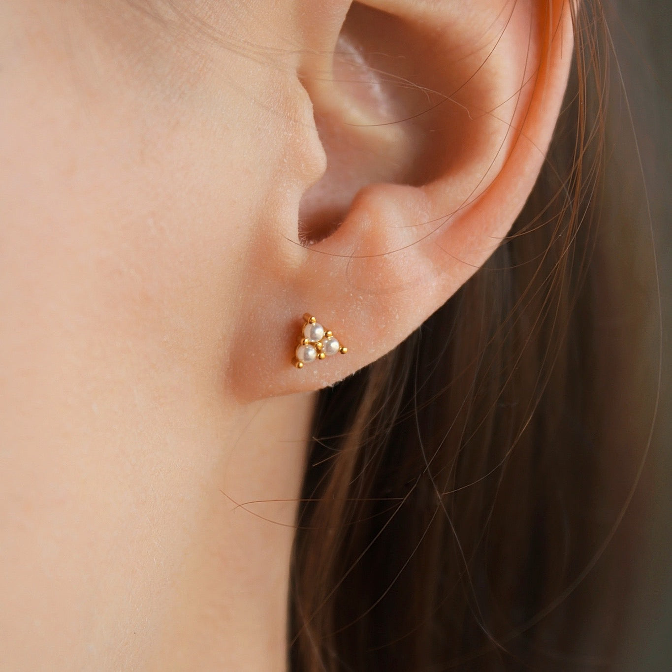 „Ariadne" Triple Pearl Ohrstecker