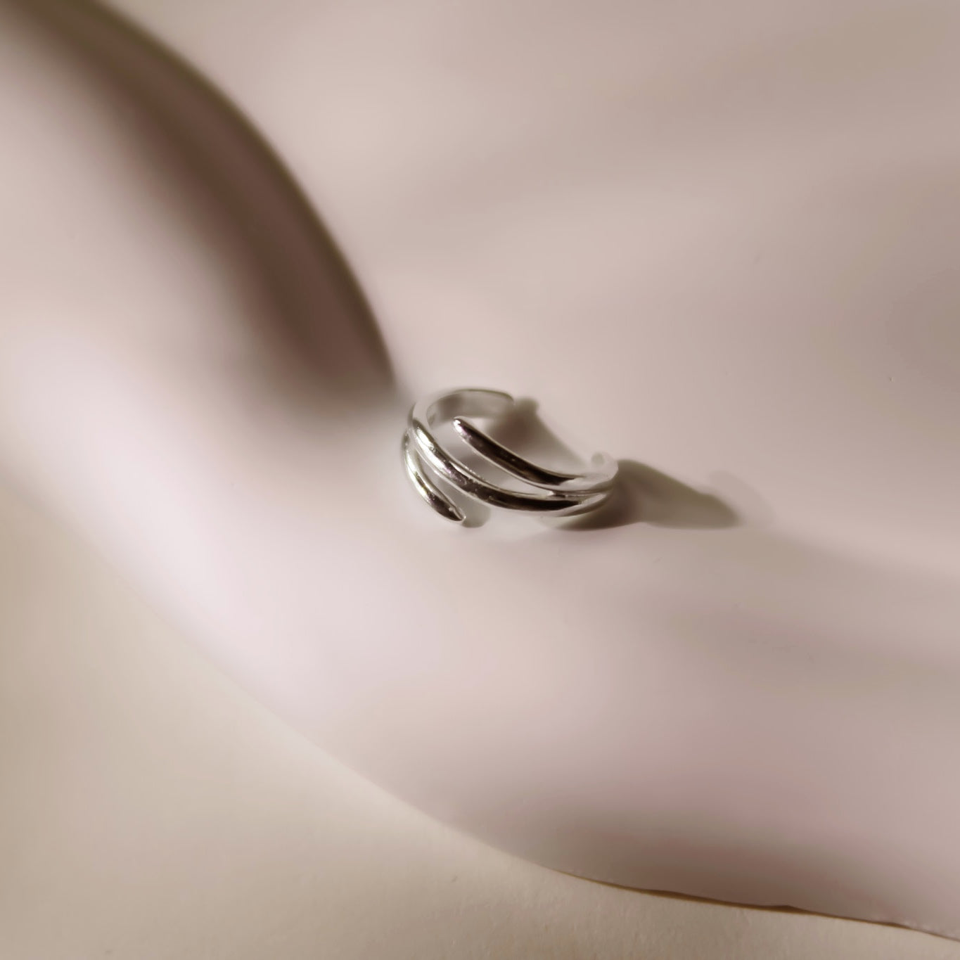 "Tsume" stylischer, moderner Earcuff