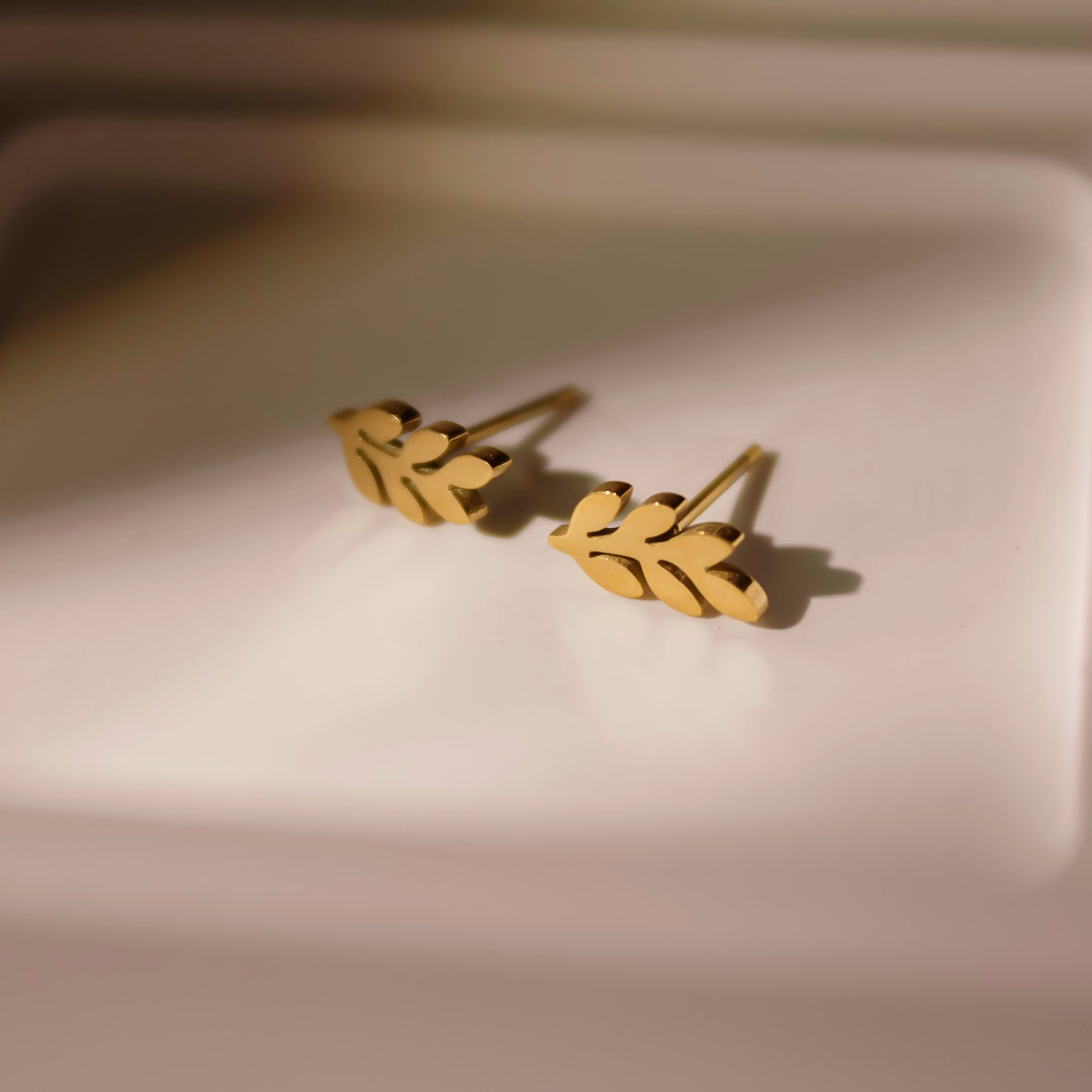 „Growth" Blättchen Ohrstecker