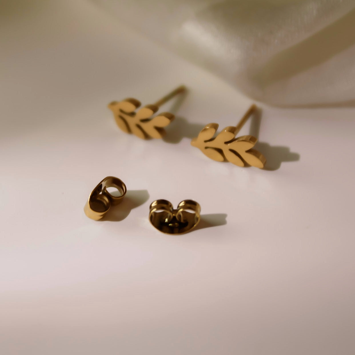 „Growth" Blättchen Ohrstecker