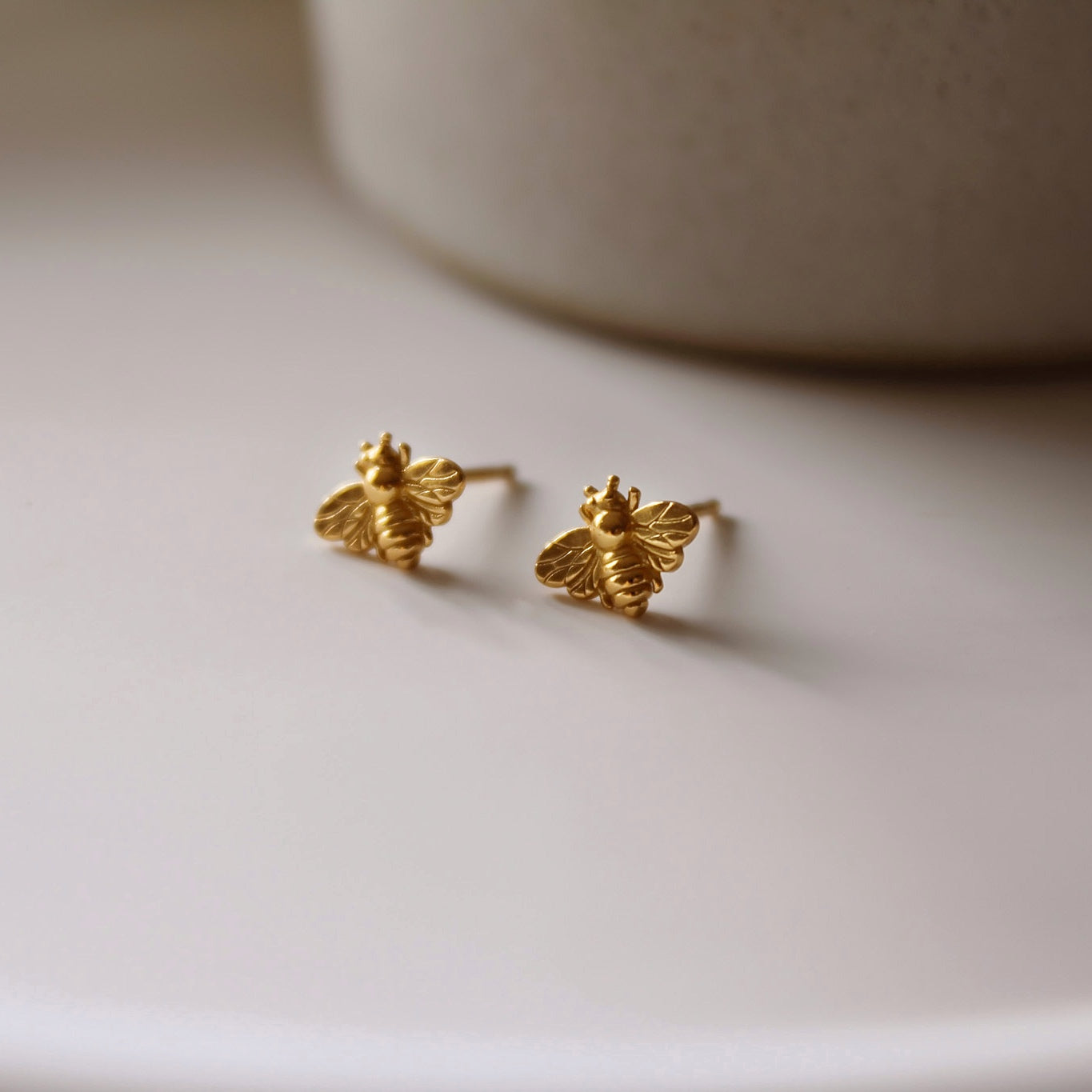 „Abella" süße Bienen Ohrstecker