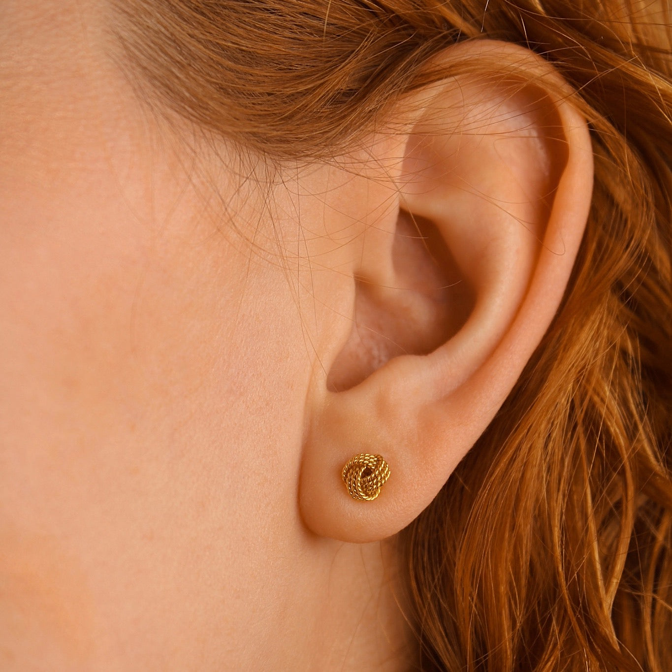 "Mellow" zarte, elegante Knoten Ohrstecker