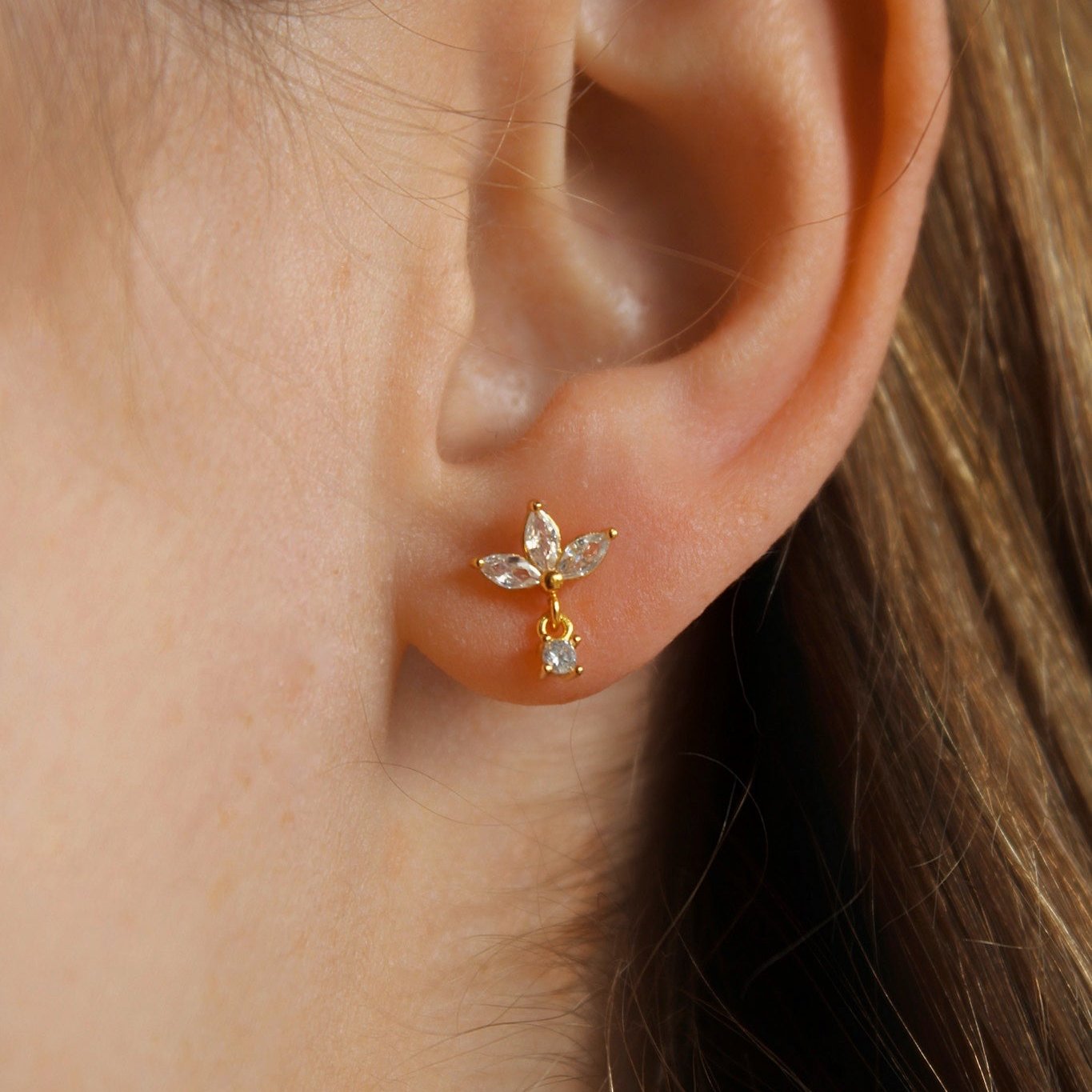 „Chaya" florale Zirkonia Ohrstecker