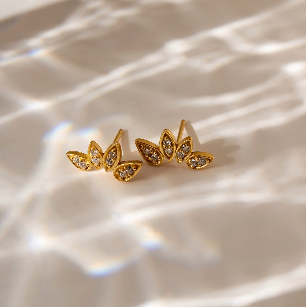 "Tassia" Zirkonia Blüten Ohrstecker