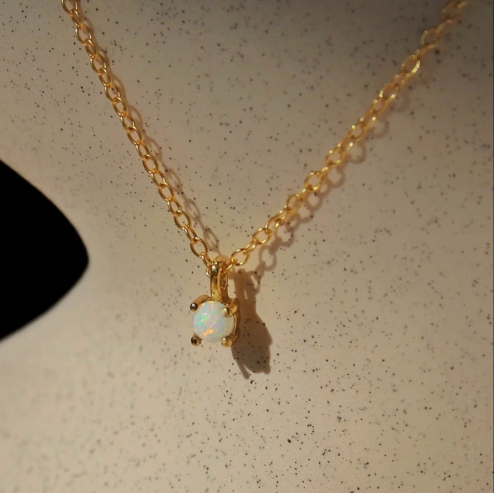 Elara Opal Kette – Vergoldete 925 Sterling Silber Halskette mit Opal