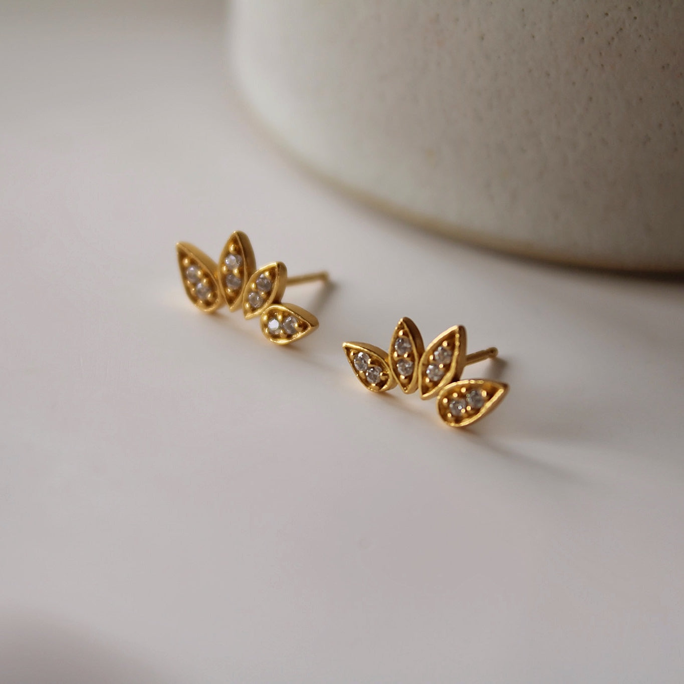 "Tassia" Zirkonia Blüten Ohrstecker