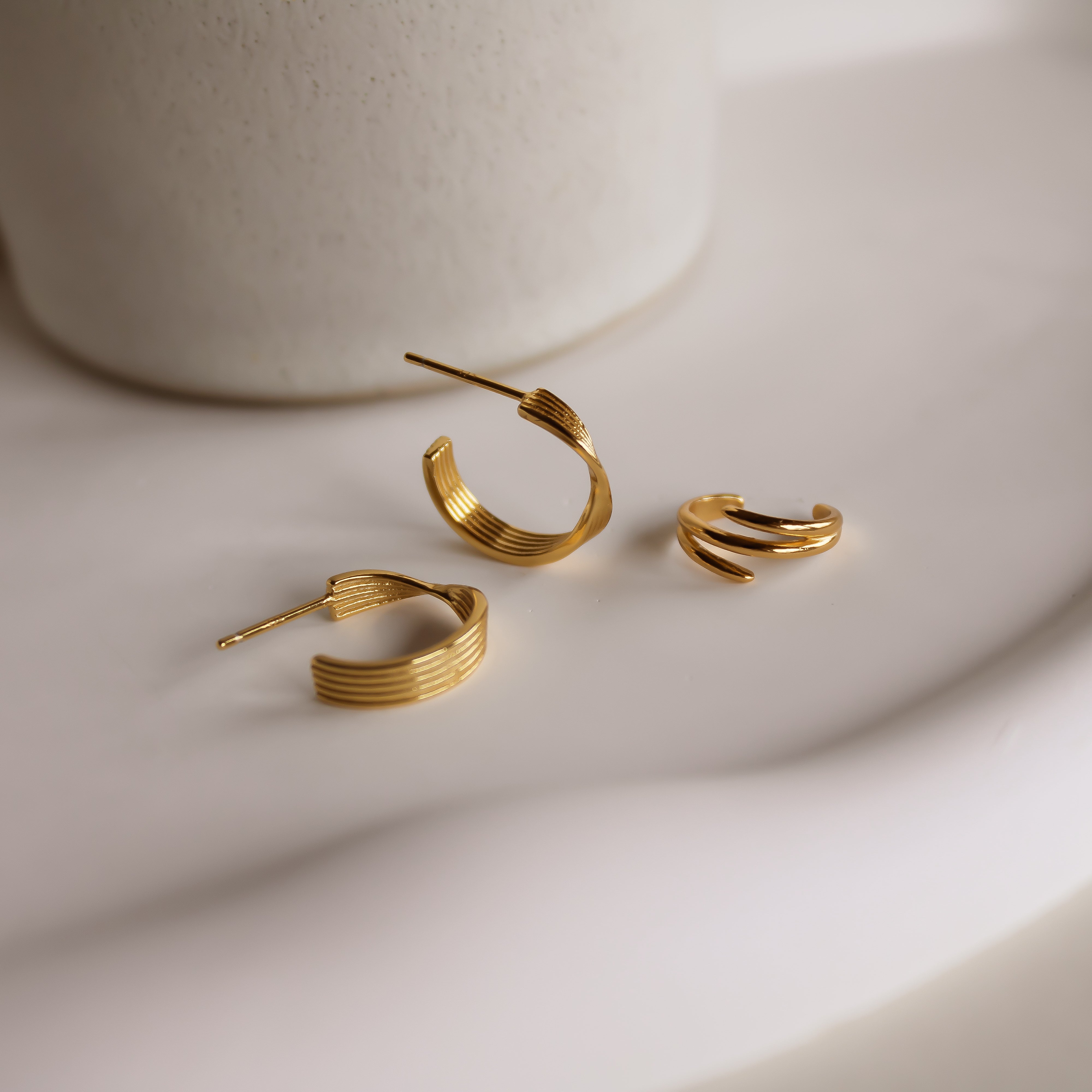 „Kajame" klassisches Creolen und Earcuff Set