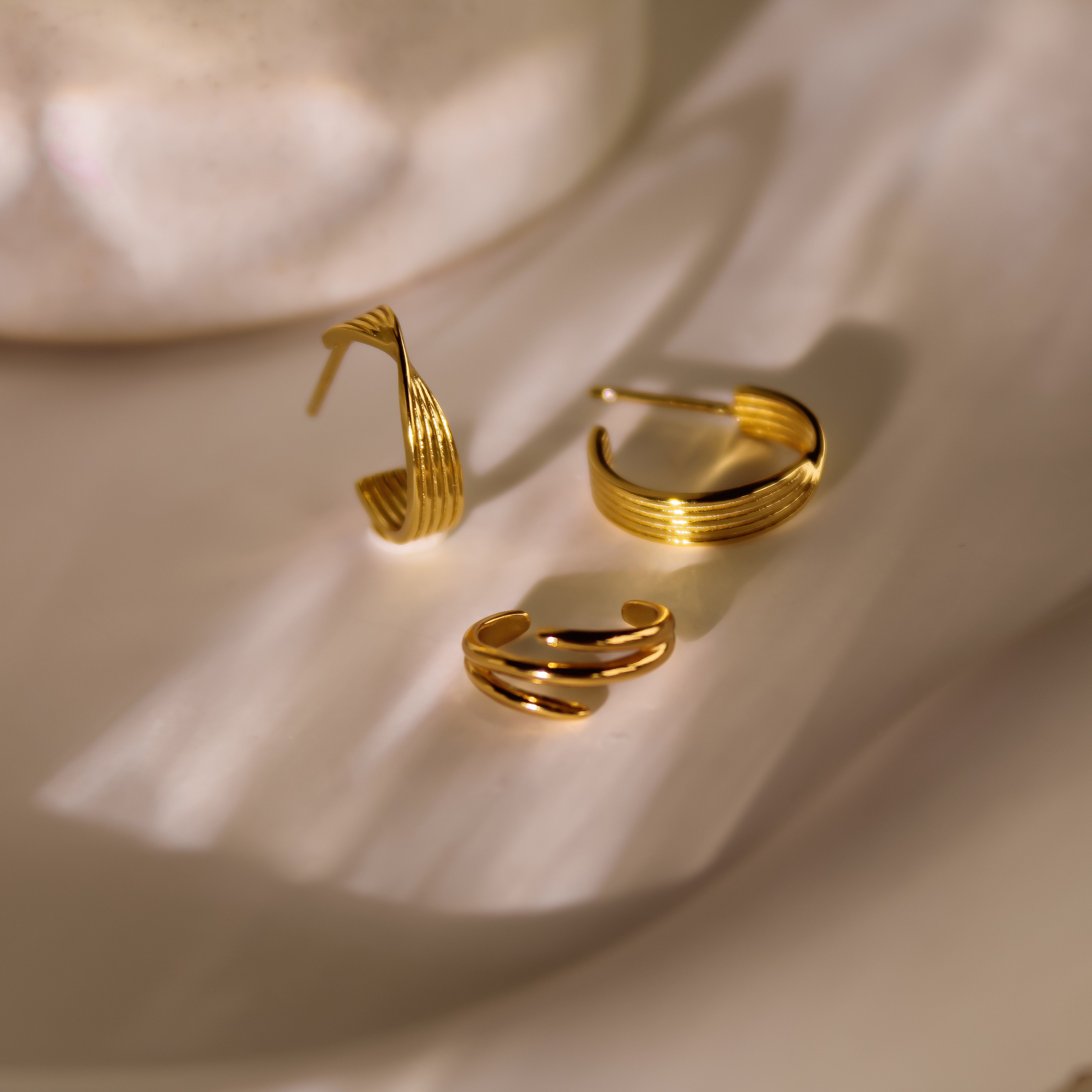 „Kajame" klassisches Creolen und Earcuff Set