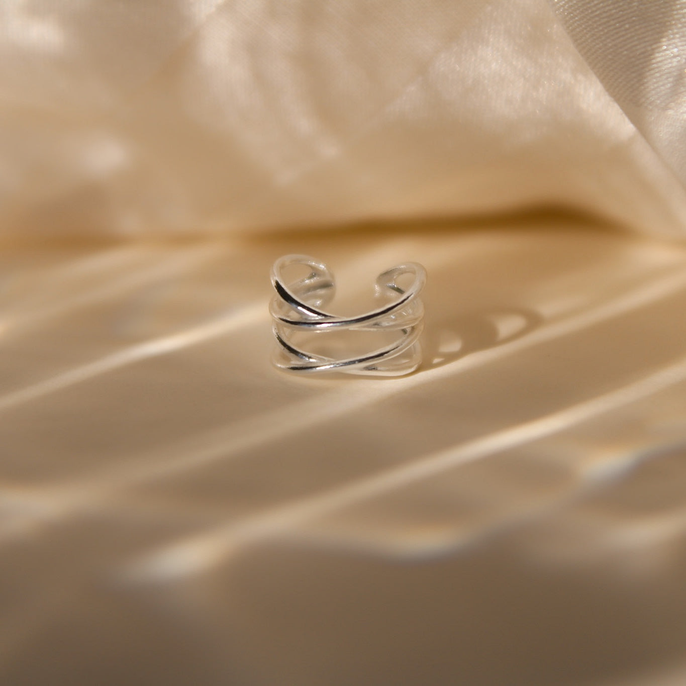 "X X" - Earcuff Silber