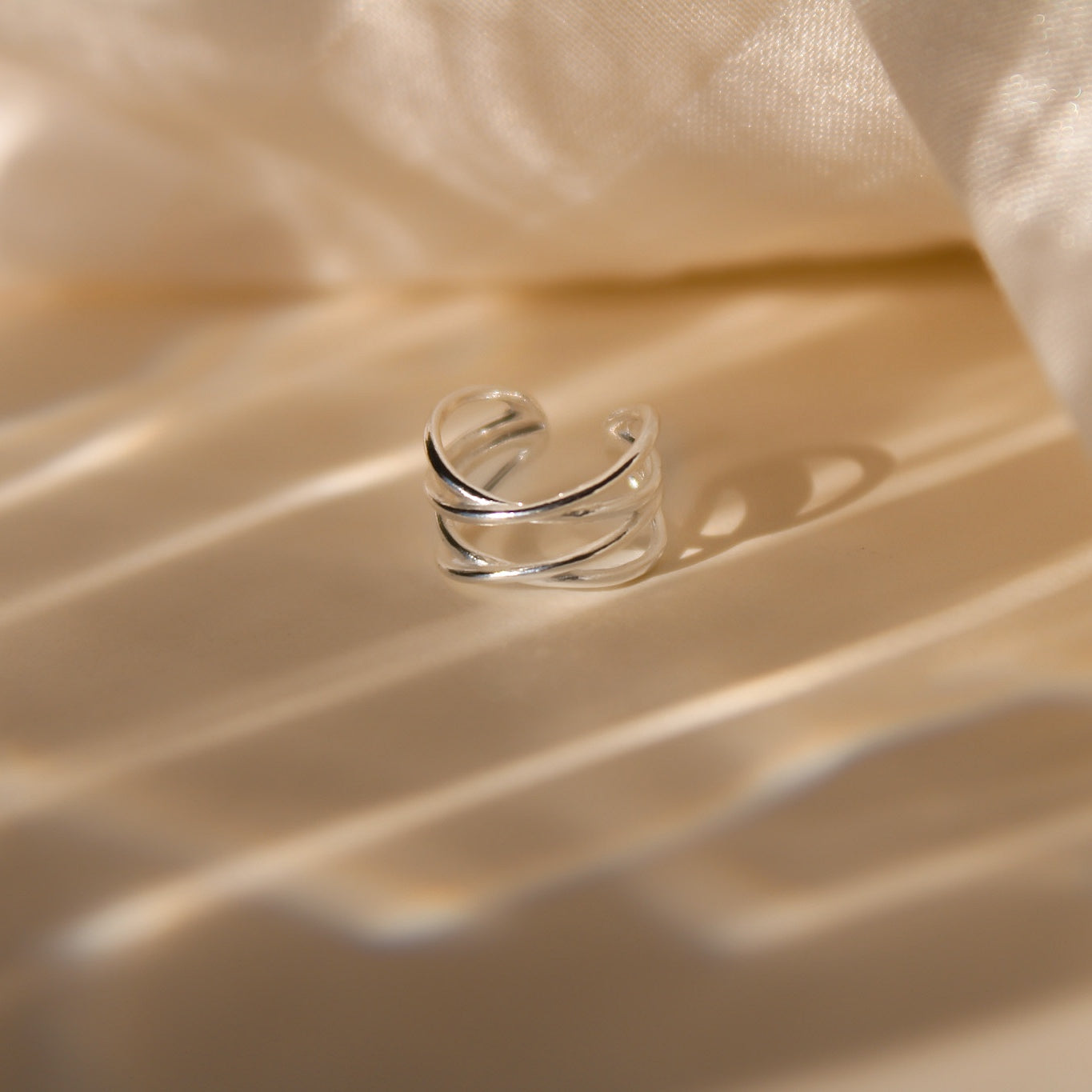 "X X" - Earcuff Silber