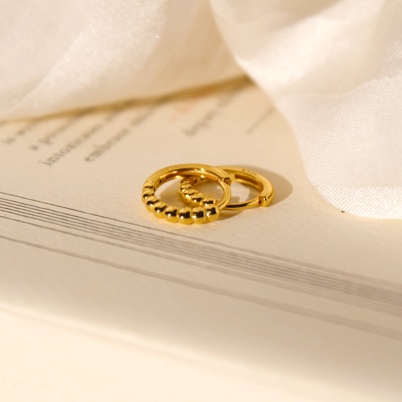 „Evelyn" Bubble Creolen