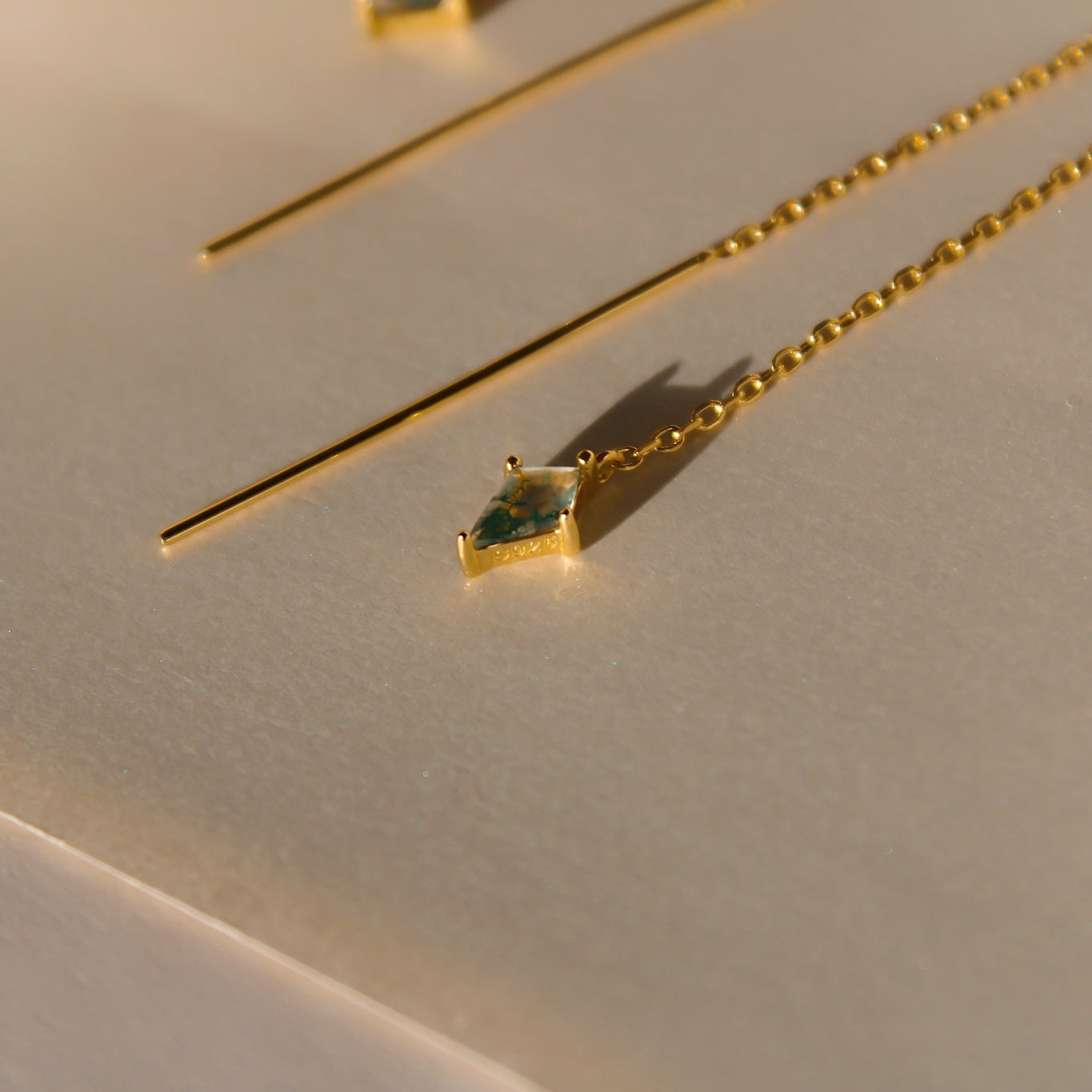 "Kaira" elegante Moos Achat Threader Ohrringe