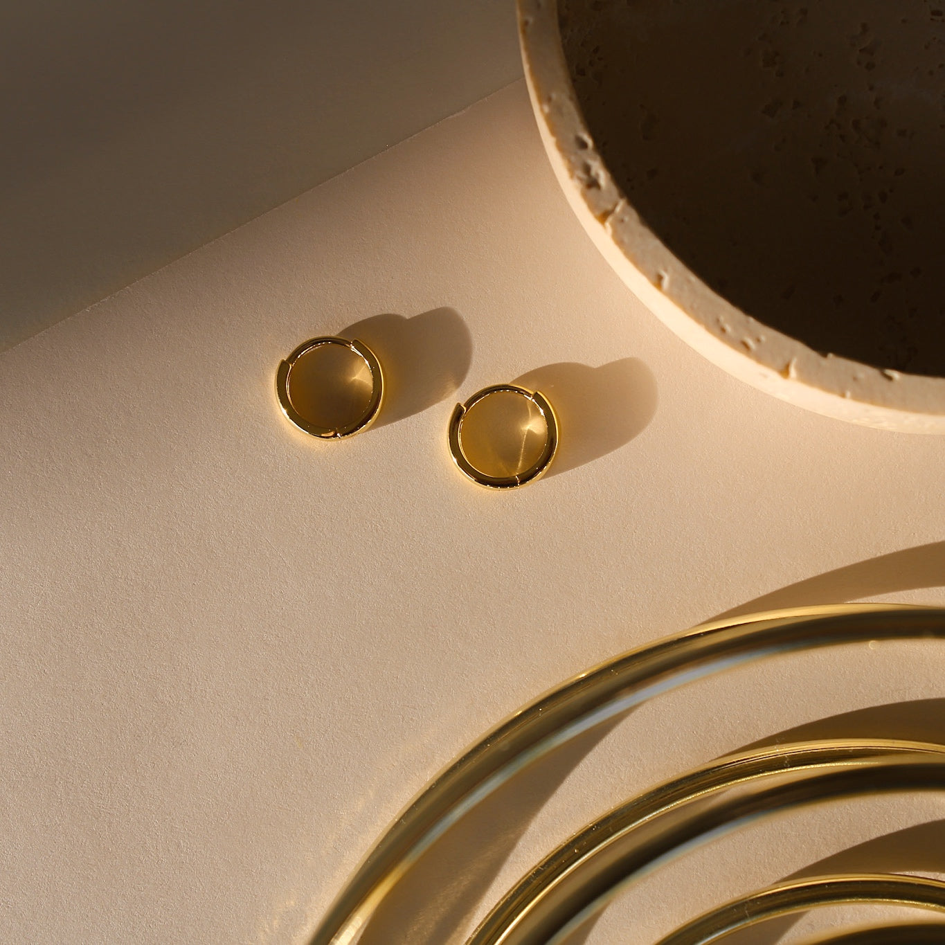 "Simplicity" minimalistische Creolen für jeden Tag