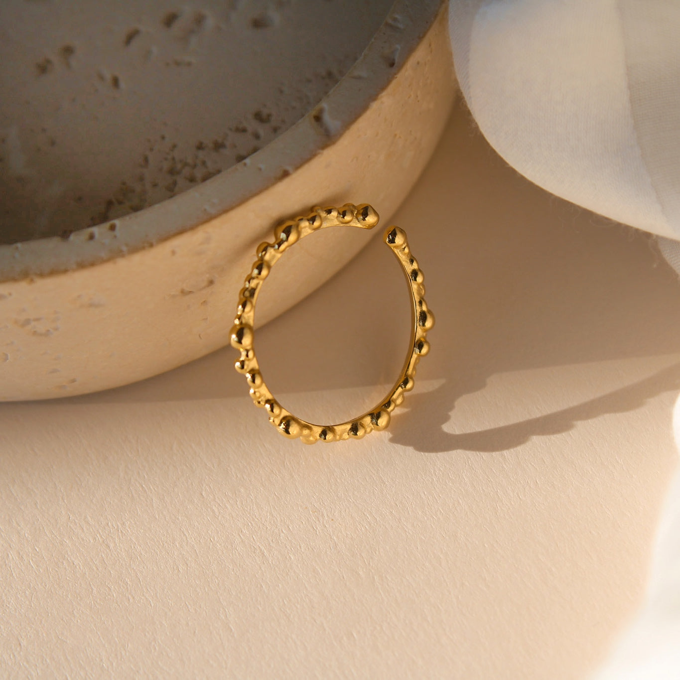 "Air Bubbles" Ring