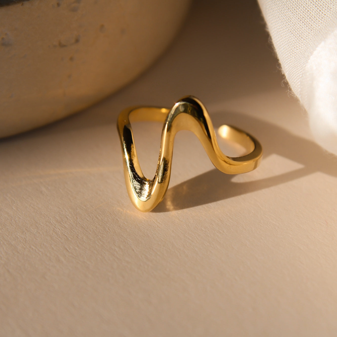 "Heartbeat" Ring