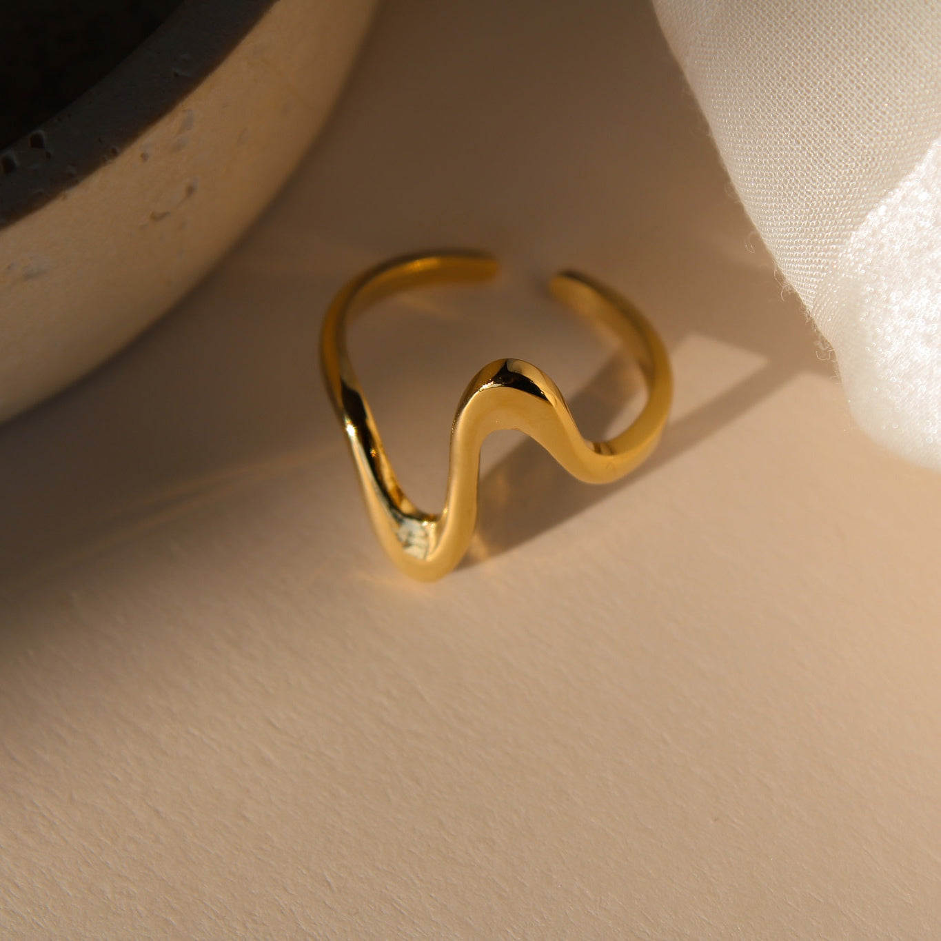 "Heartbeat" Ring