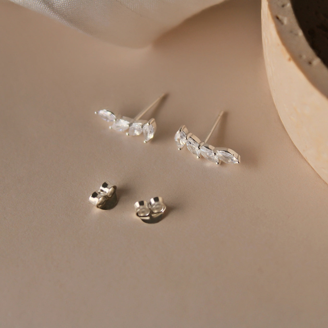 "Serenity" Zirkonia Mini Climber Ohrstecker