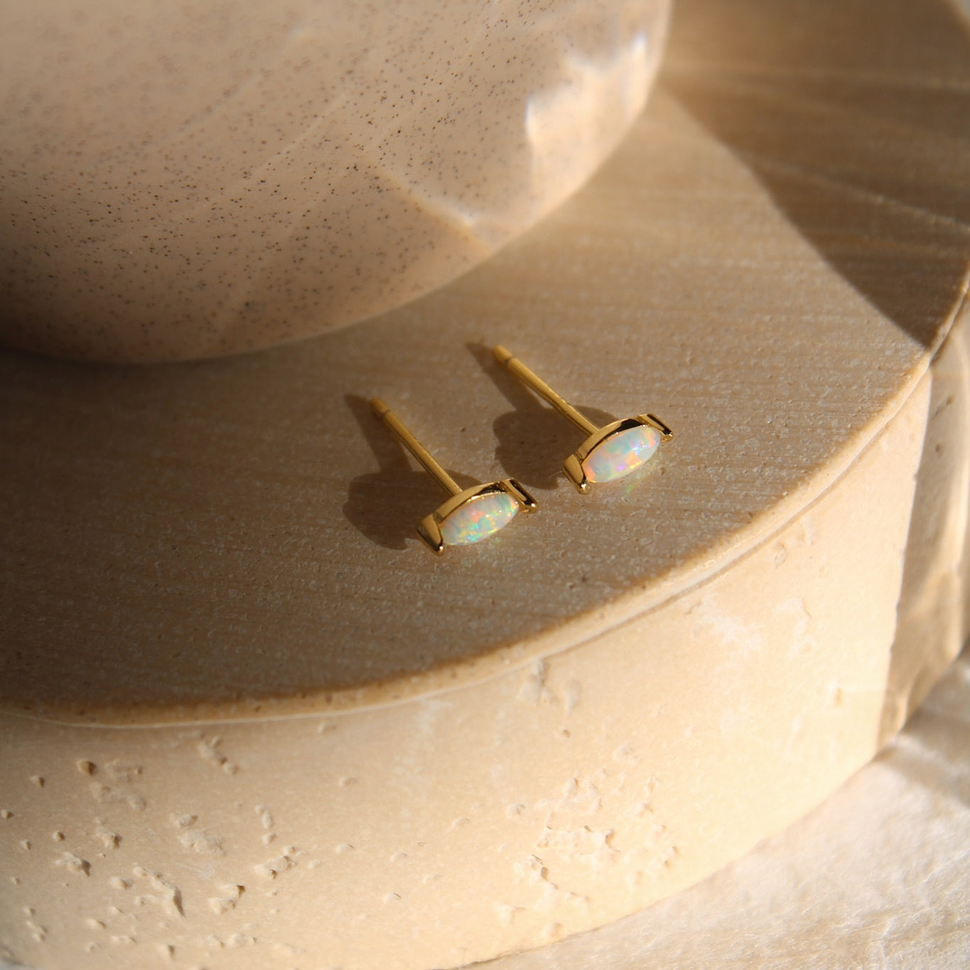 "Oana" Marquise Opal Ohrstecker