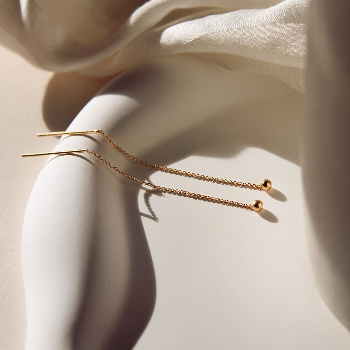 "Rena" elegante Durchzieh-Ohrringe vergoldet