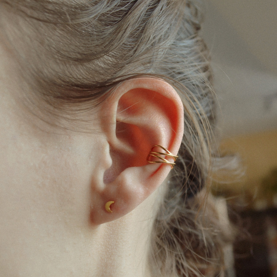 "X X" - Earcuff Gold