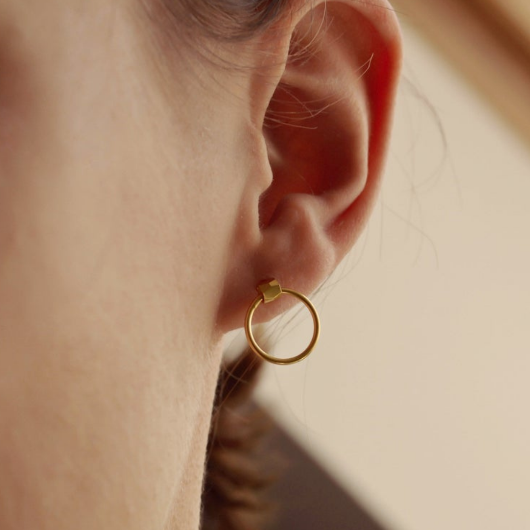 "Mina" stylische Kreis Ohrstecker Gold