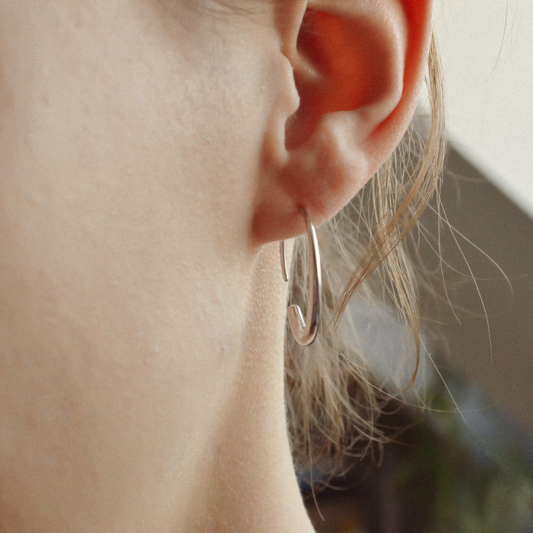 "Yuga" Elegante Statement Creolen Silber