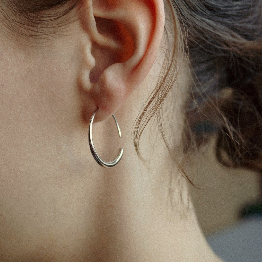 "Yuga" Elegante Statement Creolen Silber