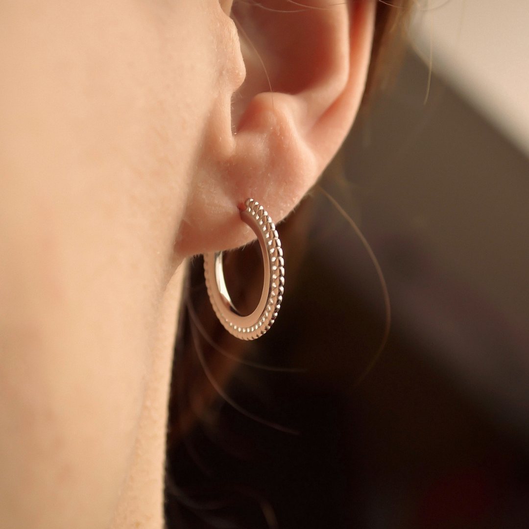 "JOO" Statement Creolen Silber