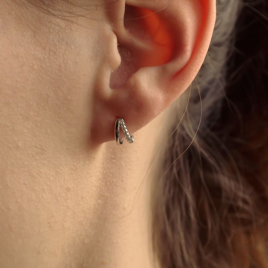 "Étoiles" zarte Doppelstrang Ohrringe mit Zirkonia Silber