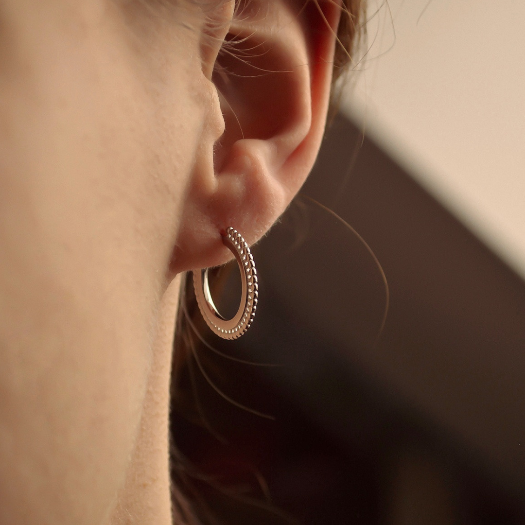 "JOO" Statement Creolen Silber