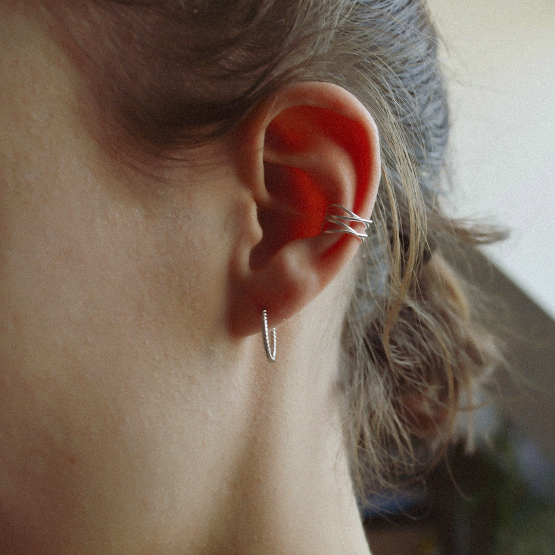 "X X" - Earcuff Silber
