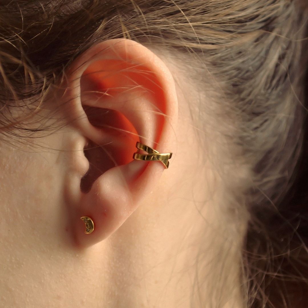 "Xenia" Earcuff Gold