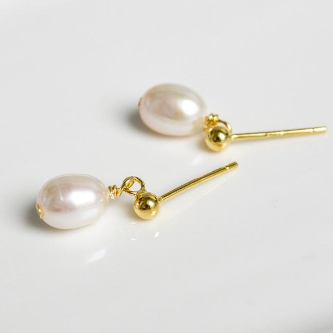 "ModernPearl" Süßwasser Perlen Ohrstecker Gold