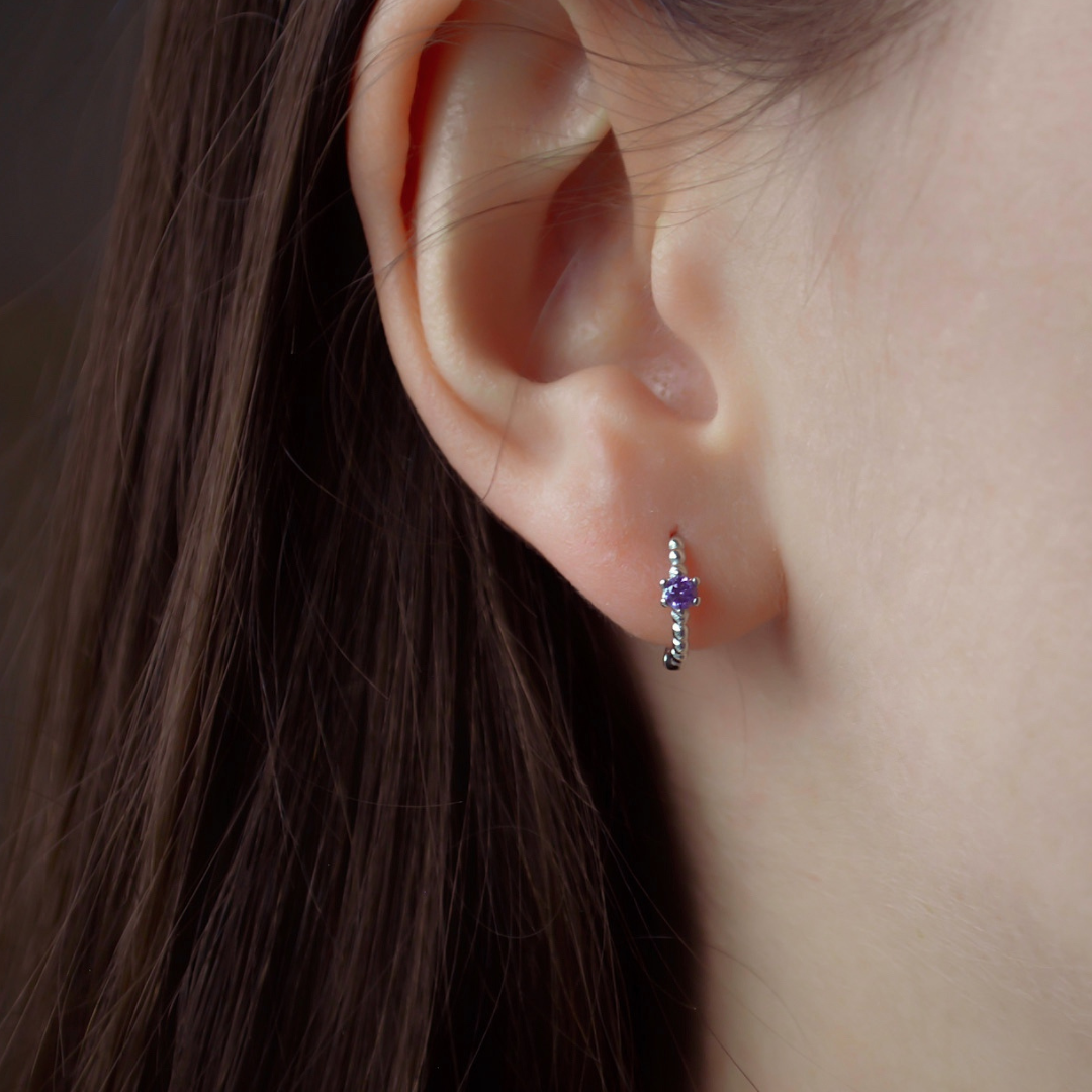 "Boho Lavender" Kügelchen Creolen Silber mit violetten Zirkonia