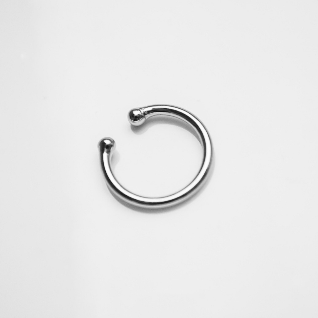 "Simplicity" - zierlicher Earcuff Silber