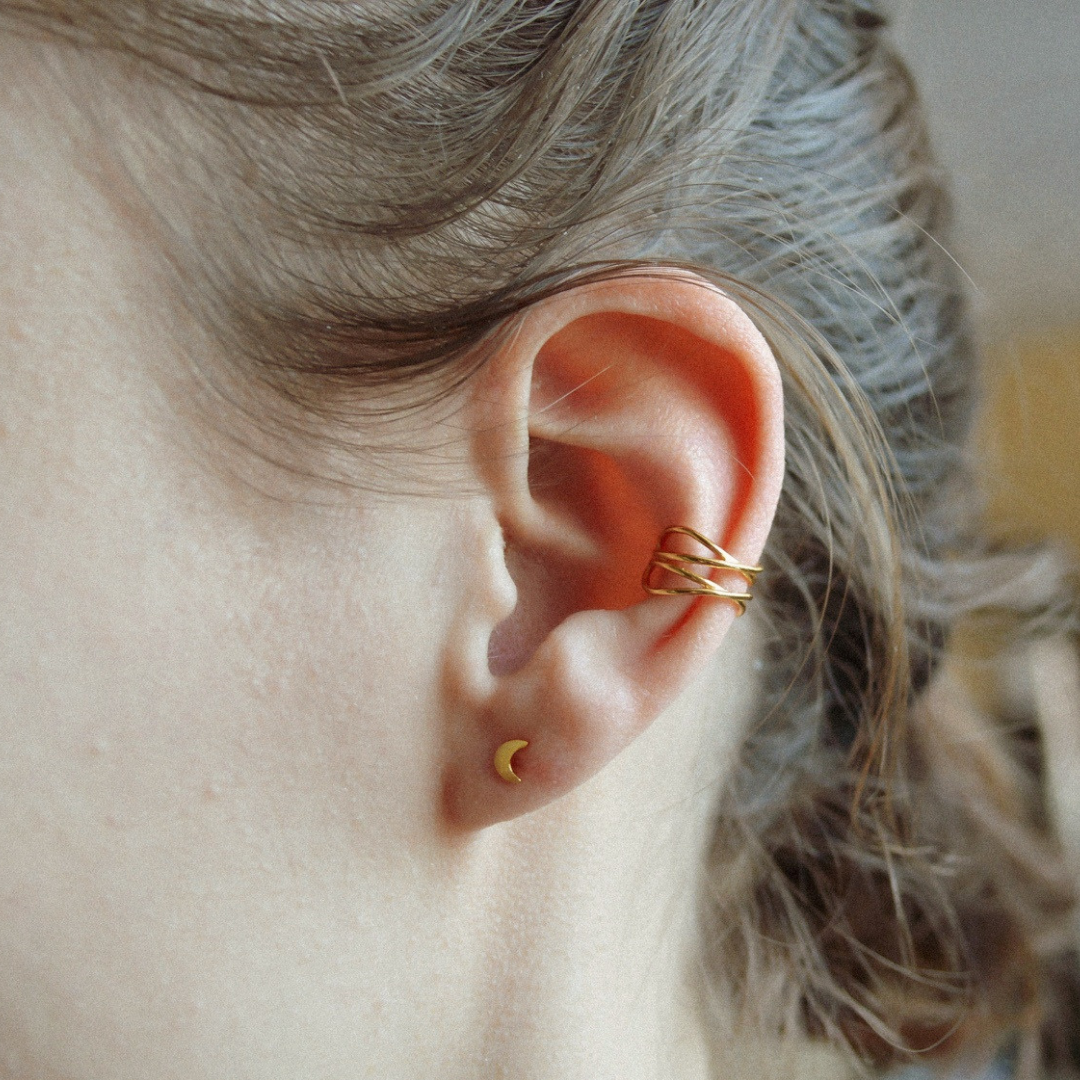 "X X" - Earcuff Gold