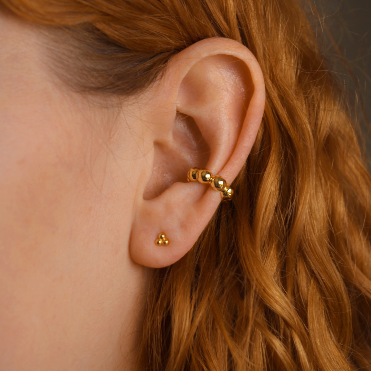 Beaded Orbit Cuff - eleganter Statement Earcuff