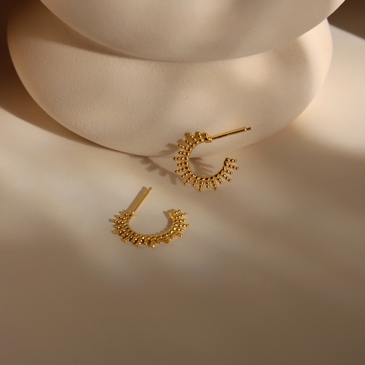 Sunlace – Creolen & Ohrstecker im Set