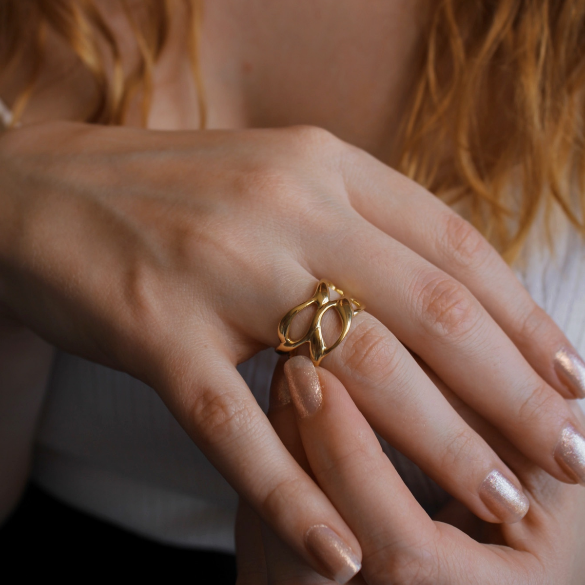Sway – Verstellbarer Ring aus vergoldetem Edelstahl