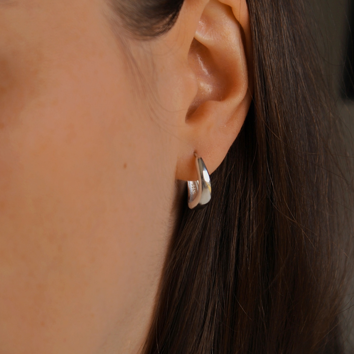 Lolo Dune Hoops - Moderne Creolen