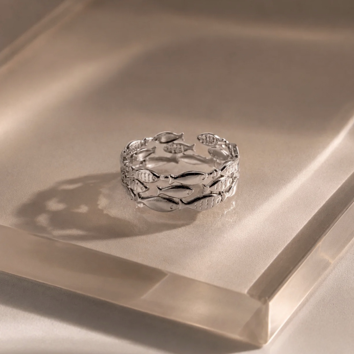 Sorelle - Statement Ring mit Fischmotiv