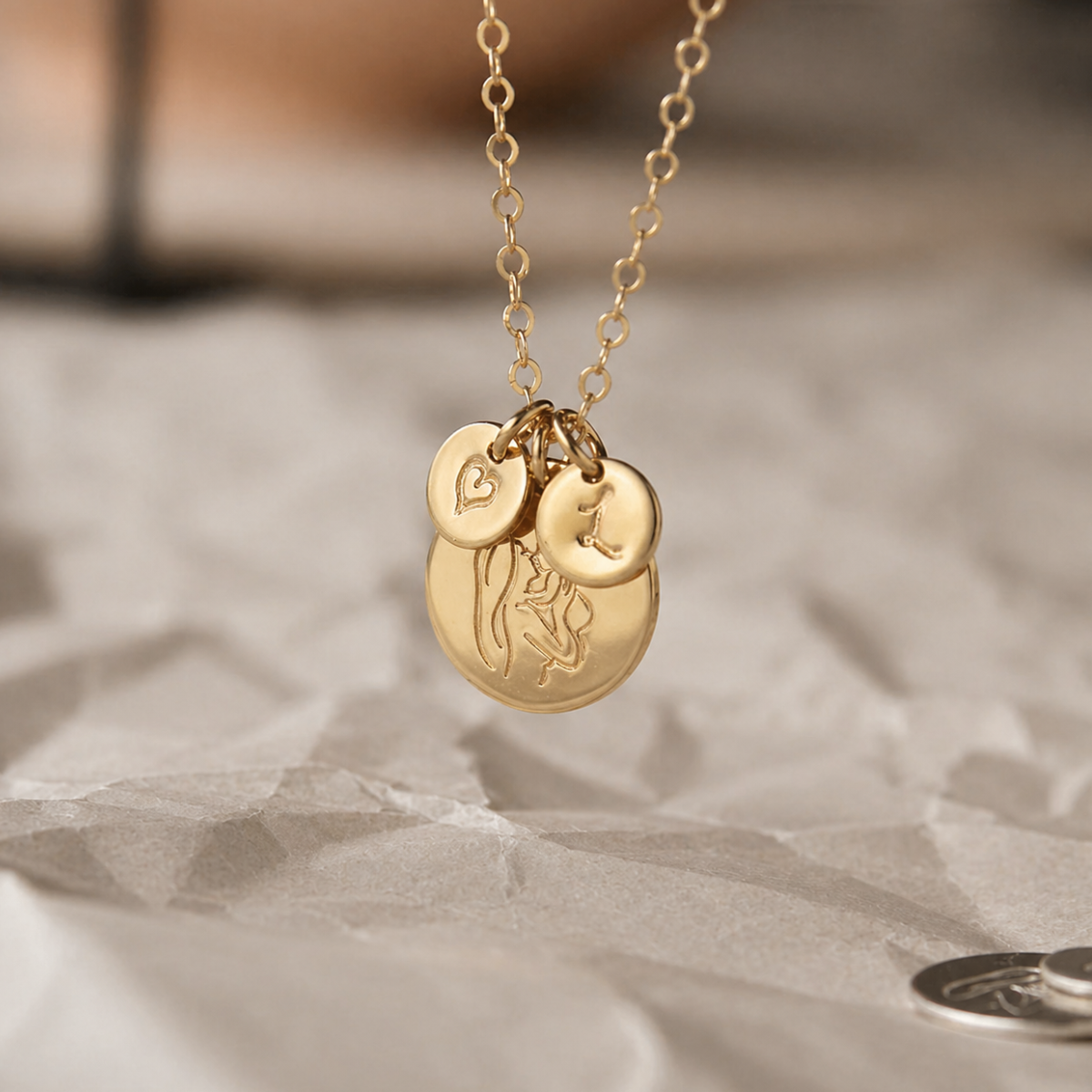 "Quiet Connection" - Personalisierte Mama Baby Halskette mit Initialen